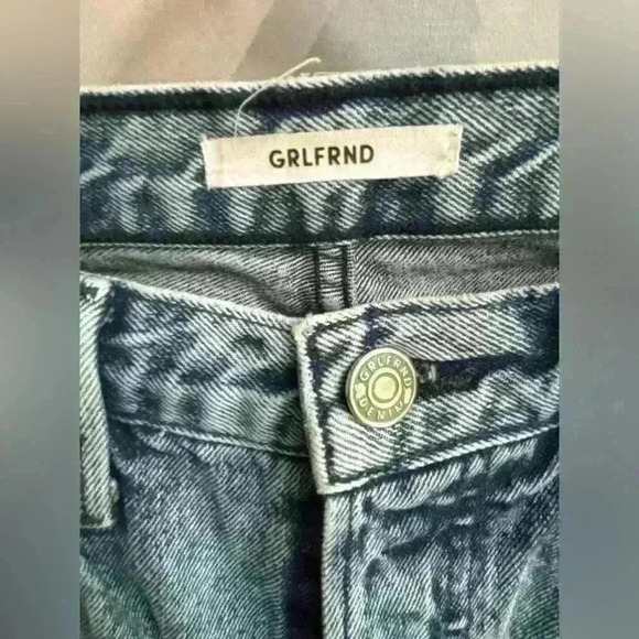 GRLFRND Karolina Button Fly Jeans in After The Storm Sold at Revolve Size 26 - Picture 3 of 10